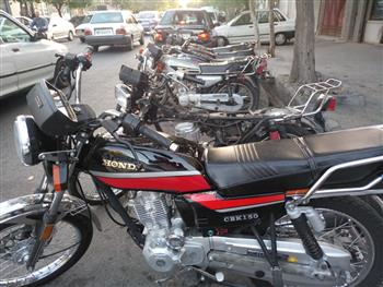 خرید و فروش انواع موتورسیکلت